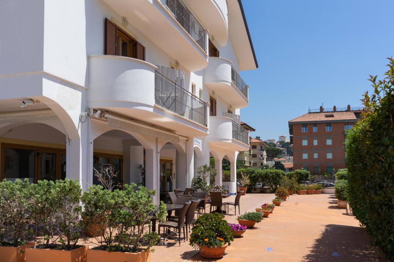 B&B Sperlonga Exterior foto